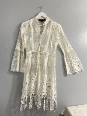 Colleen Lopez white lace crochet button-up duster cardigan cover-up boho sheer